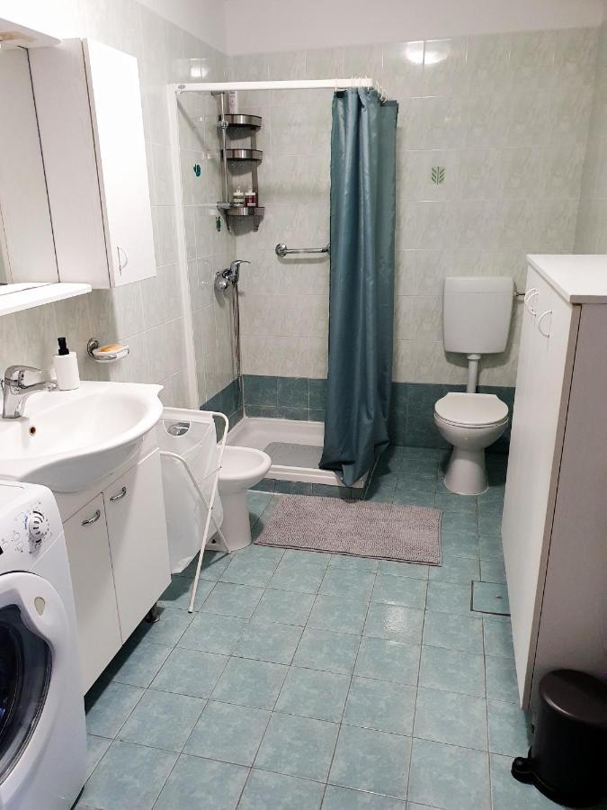 Apartma Nana Strunjan Portorož Buitenkant foto